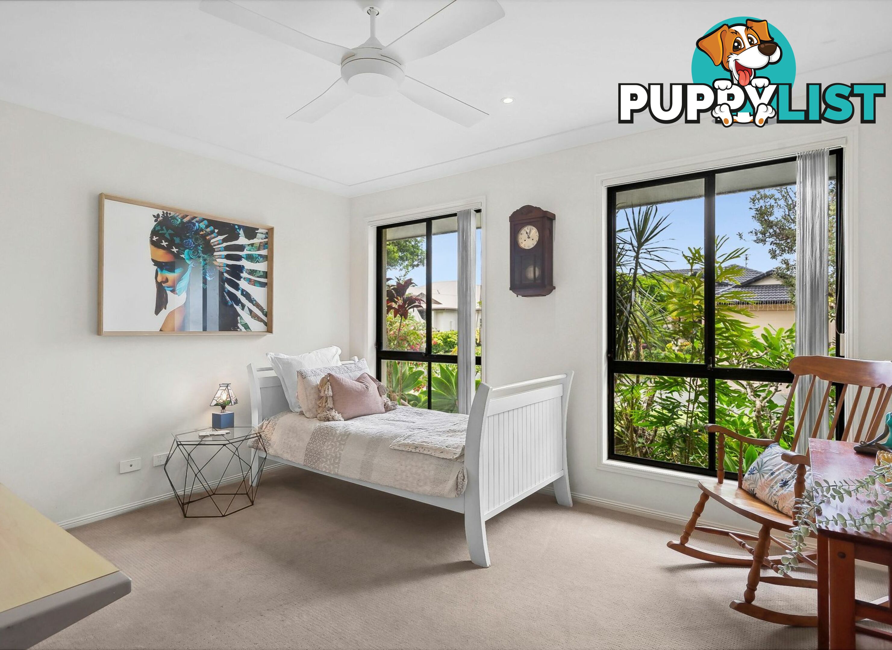 10 Veerings Crescent TWIN WATERS QLD 4564