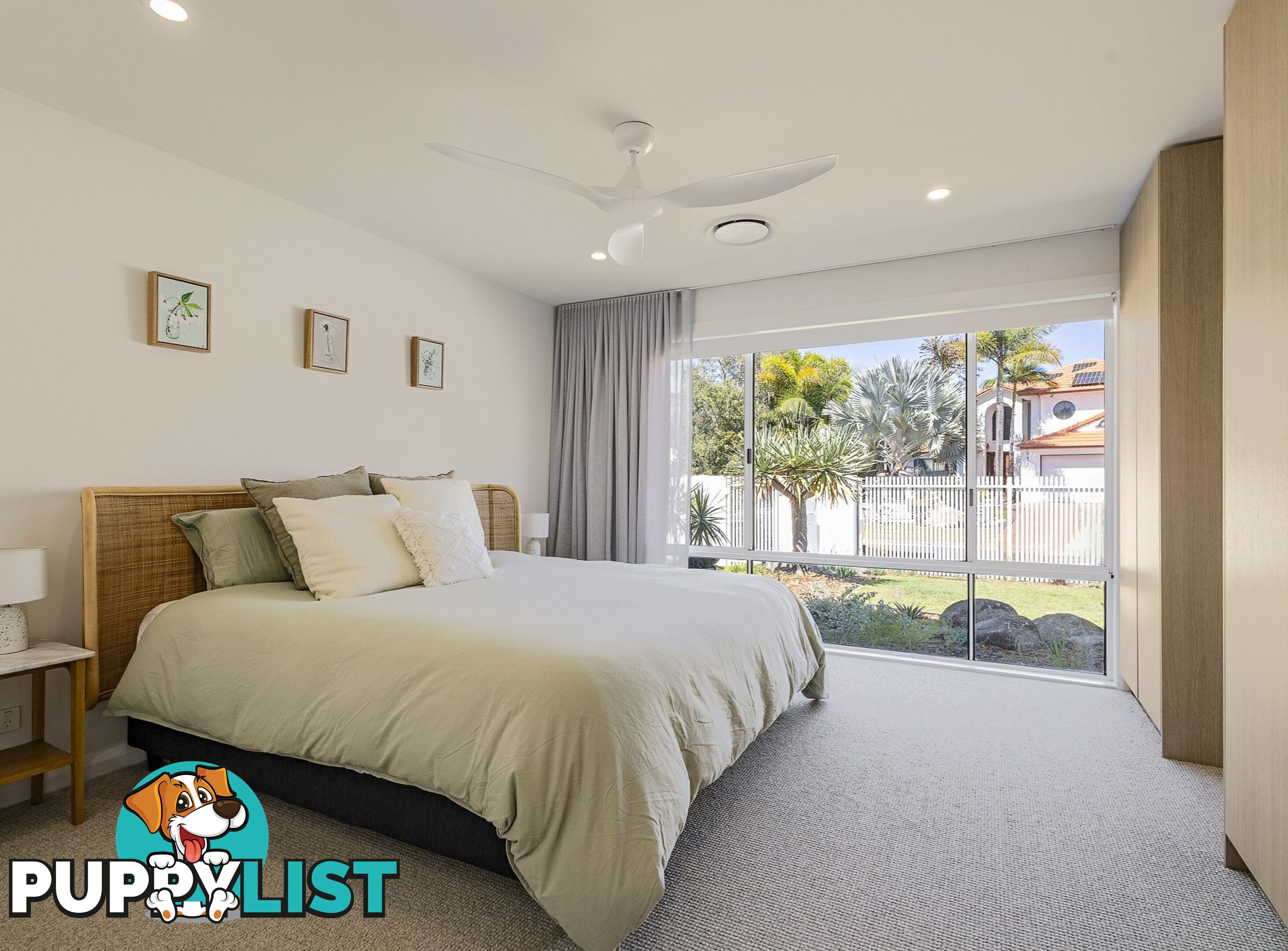 2 Fantail Place TWIN WATERS QLD 4564