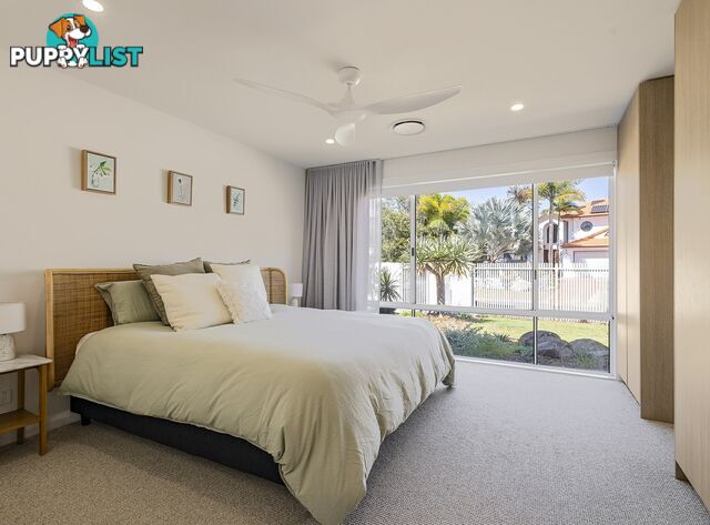 2 Fantail Place TWIN WATERS QLD 4564