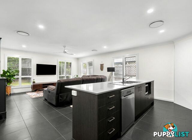 14 Honeyeater Place BLI BLI QLD 4560