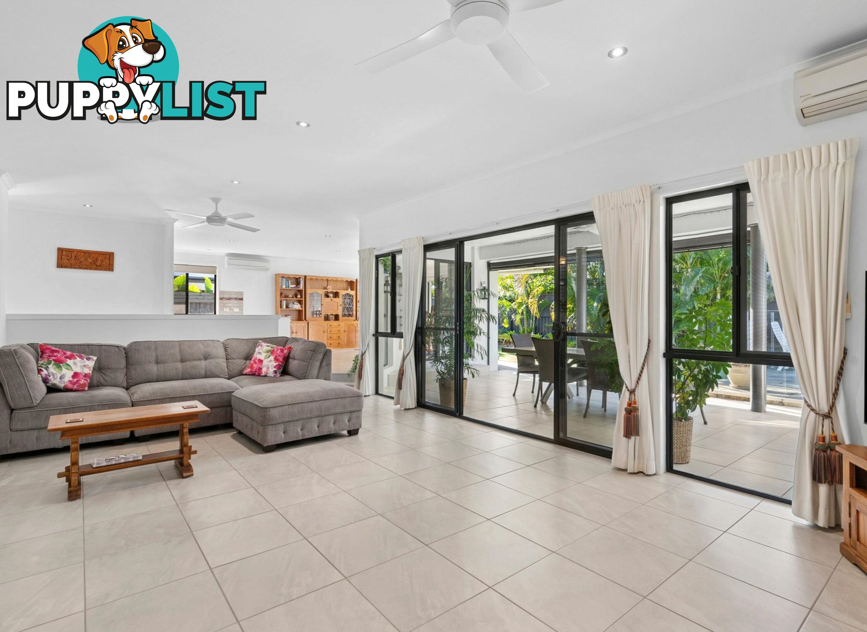 8 Fantail Place TWIN WATERS QLD 4564