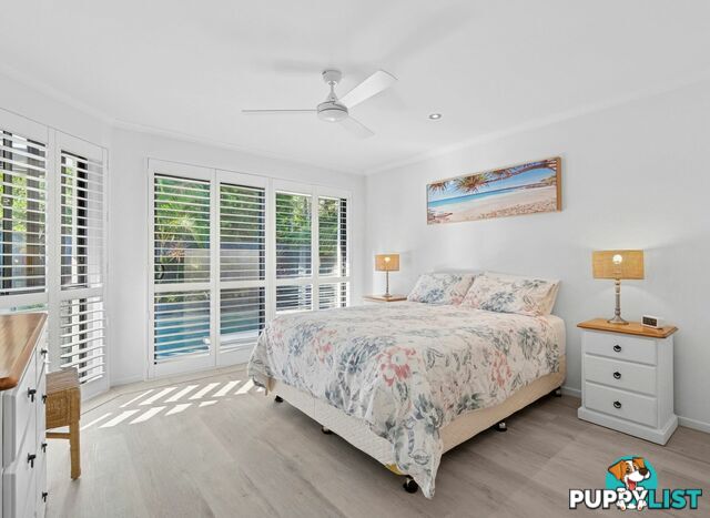 8 Fantail Place TWIN WATERS QLD 4564