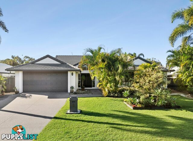 8 Fantail Place TWIN WATERS QLD 4564