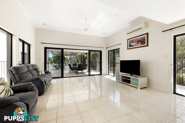 43 Baywater Drive TWIN WATERS QLD 4564