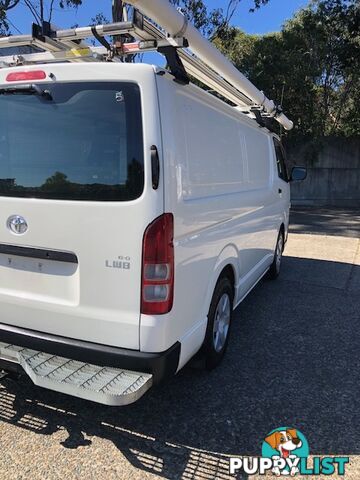 2015 Toyota Hiace Van Automatic