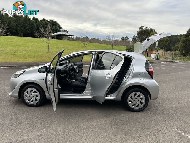 2018 Toyota Prius c Hatchback Automatic
