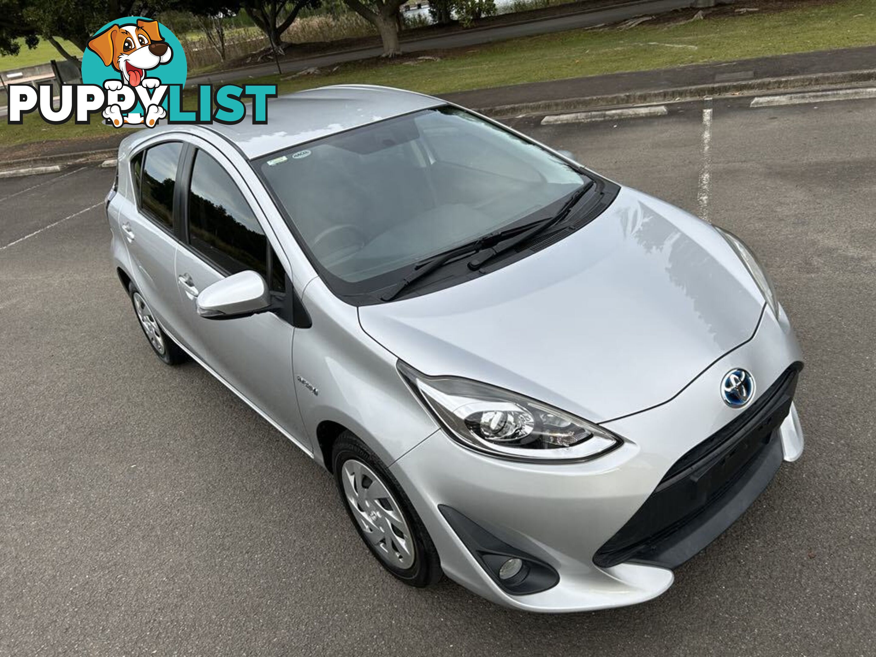 2018 Toyota Prius c Hatchback Automatic