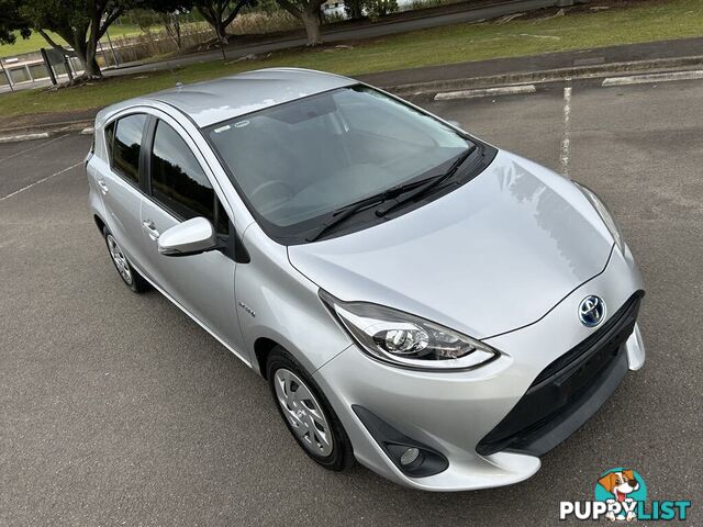 2018 Toyota Prius c Hatchback Automatic
