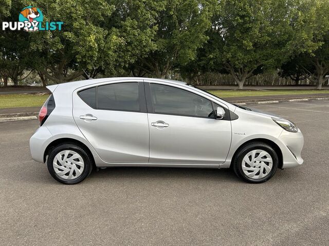 2018 Toyota Prius c Hatchback Automatic