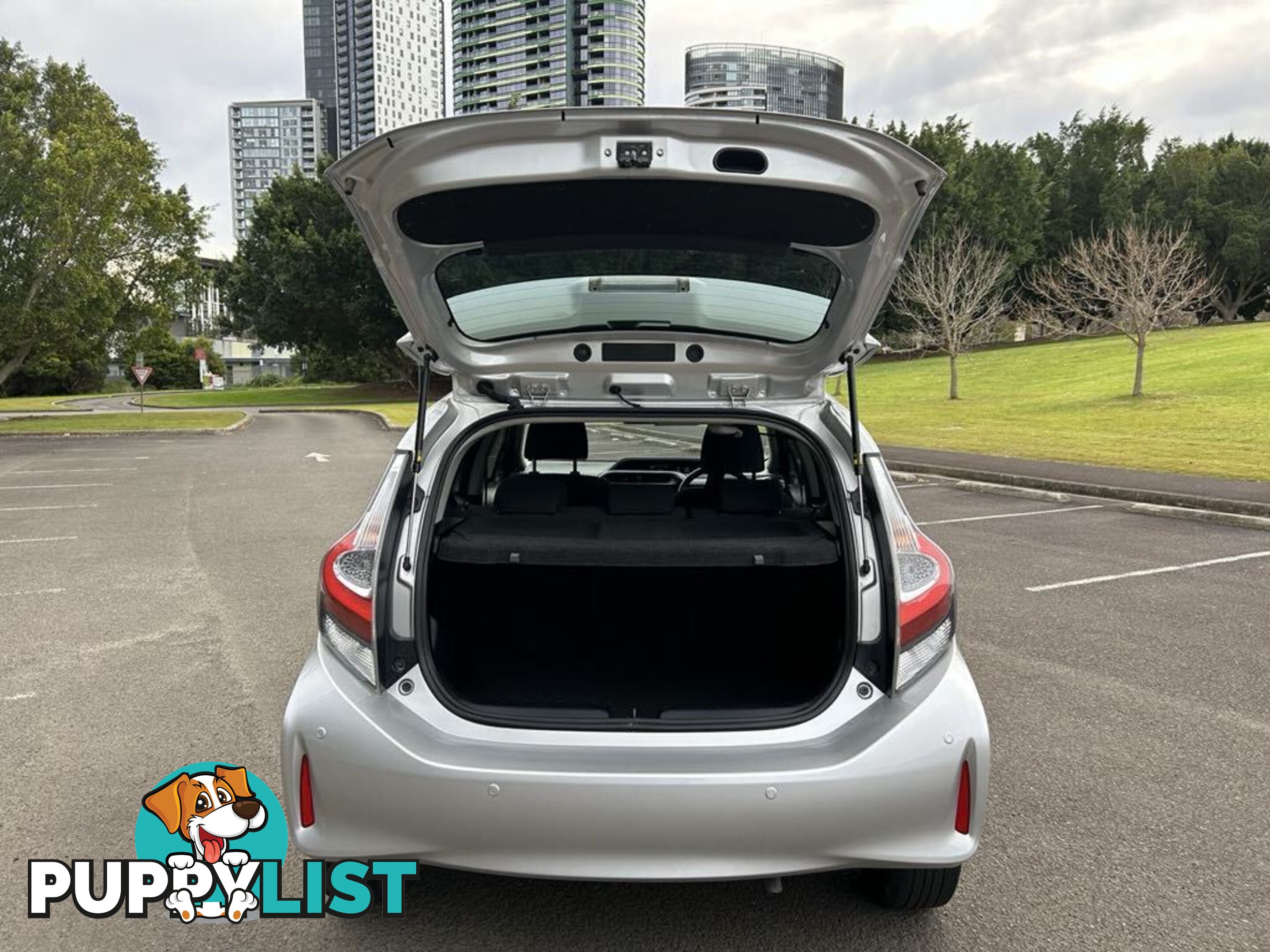 2018 Toyota Prius c Hatchback Automatic