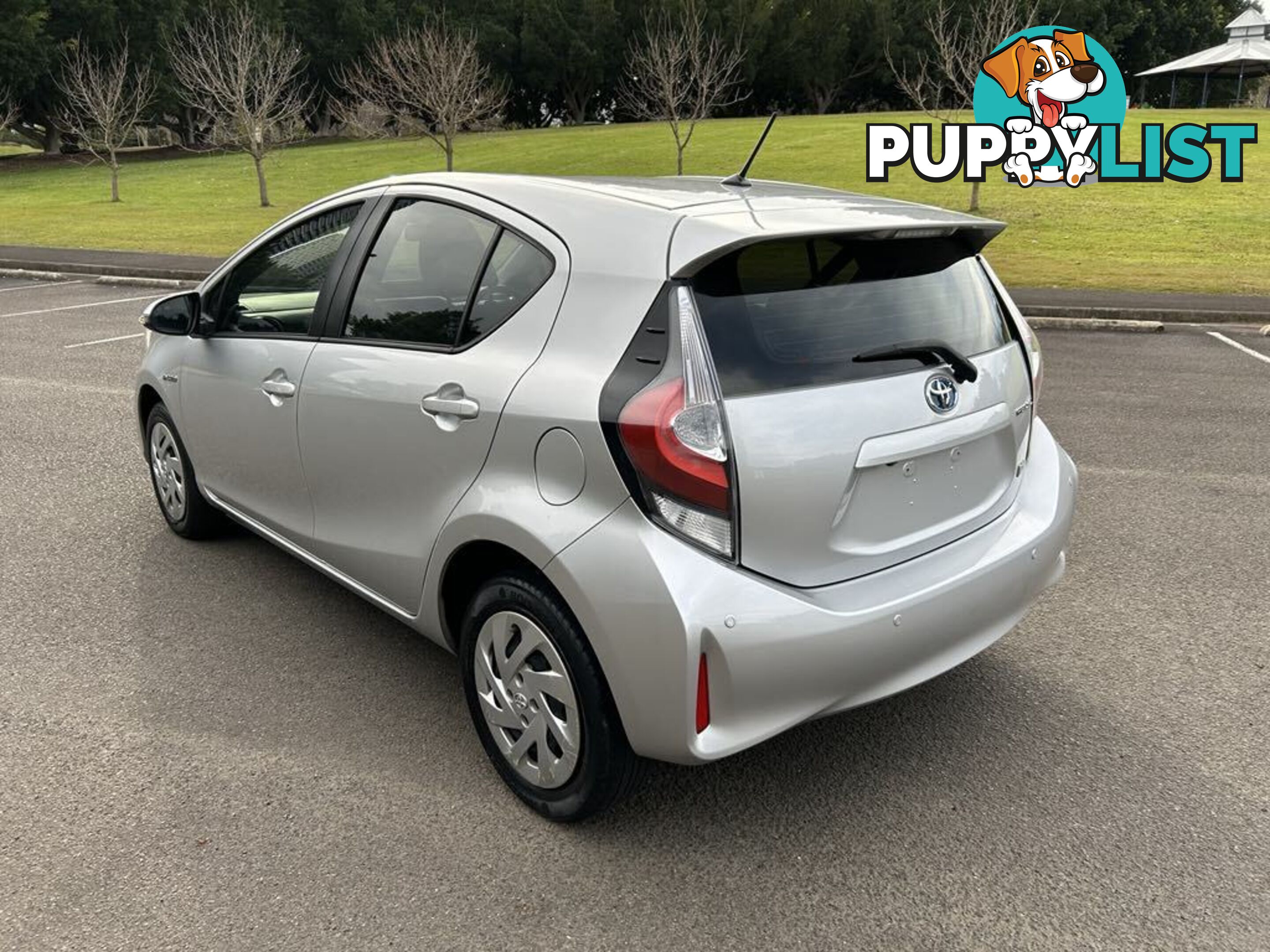 2018 Toyota Prius c Hatchback Automatic