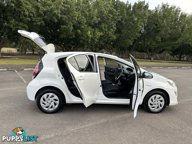 2016 Toyota Prius c NHP10R MY15 Hybrid Hatchback Automatic
