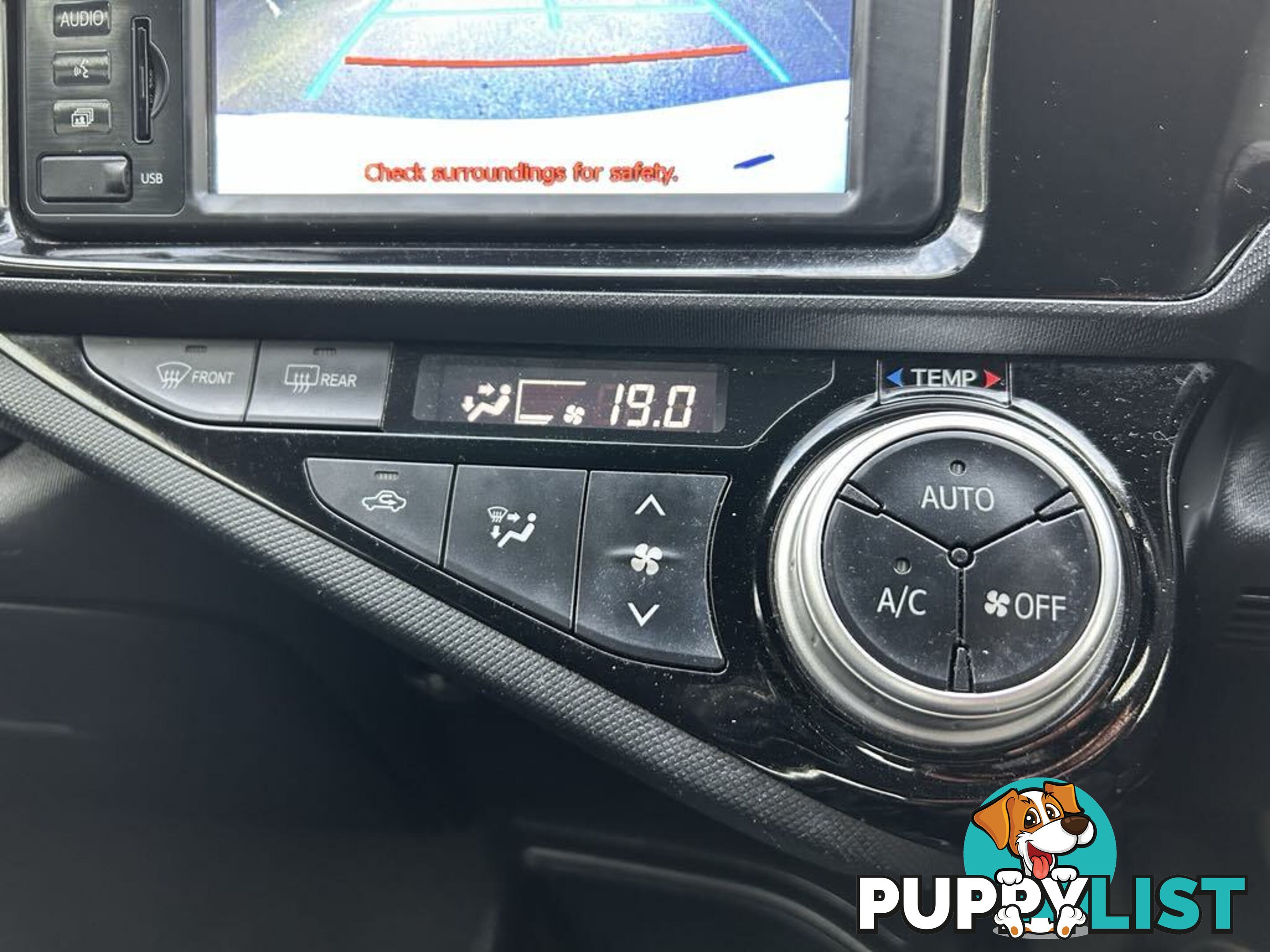 2016 Toyota Prius c NHP10R MY15 Hybrid Hatchback Automatic