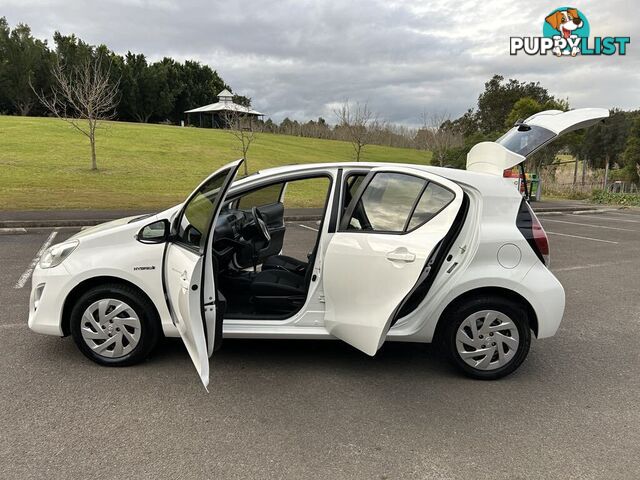 2016 Toyota Prius c NHP10R MY15 Hybrid Hatchback Automatic