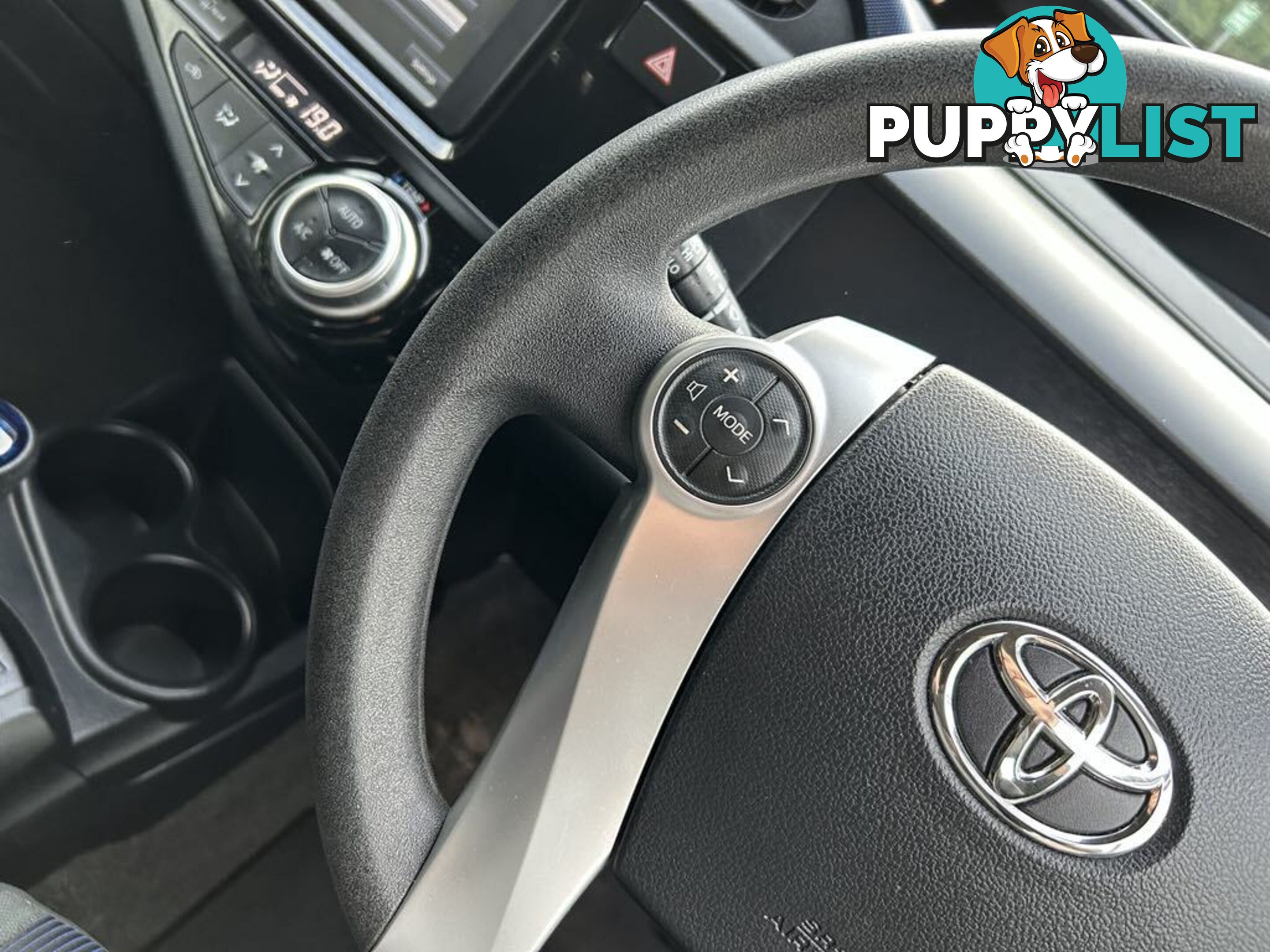 2016 Toyota Prius c NHP10R MY15 Hybrid Hatchback Automatic