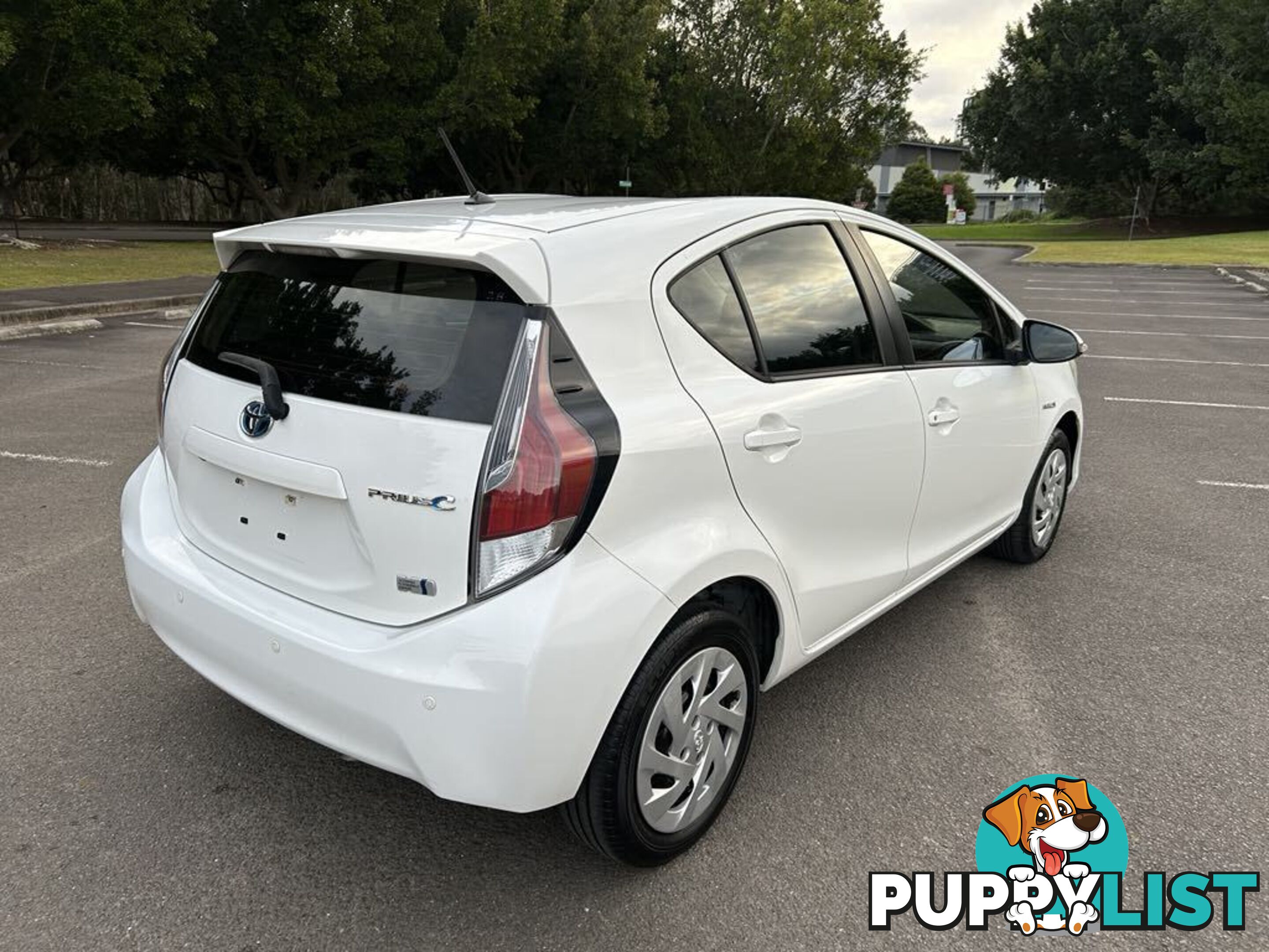 2016 Toyota Prius c NHP10R MY15 Hybrid Hatchback Automatic