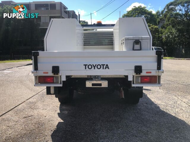 2018 Toyota Hilux GUN126R MY19 UPGRADE SR (4x4) Cab Chassis Tray Back Ute Automatic