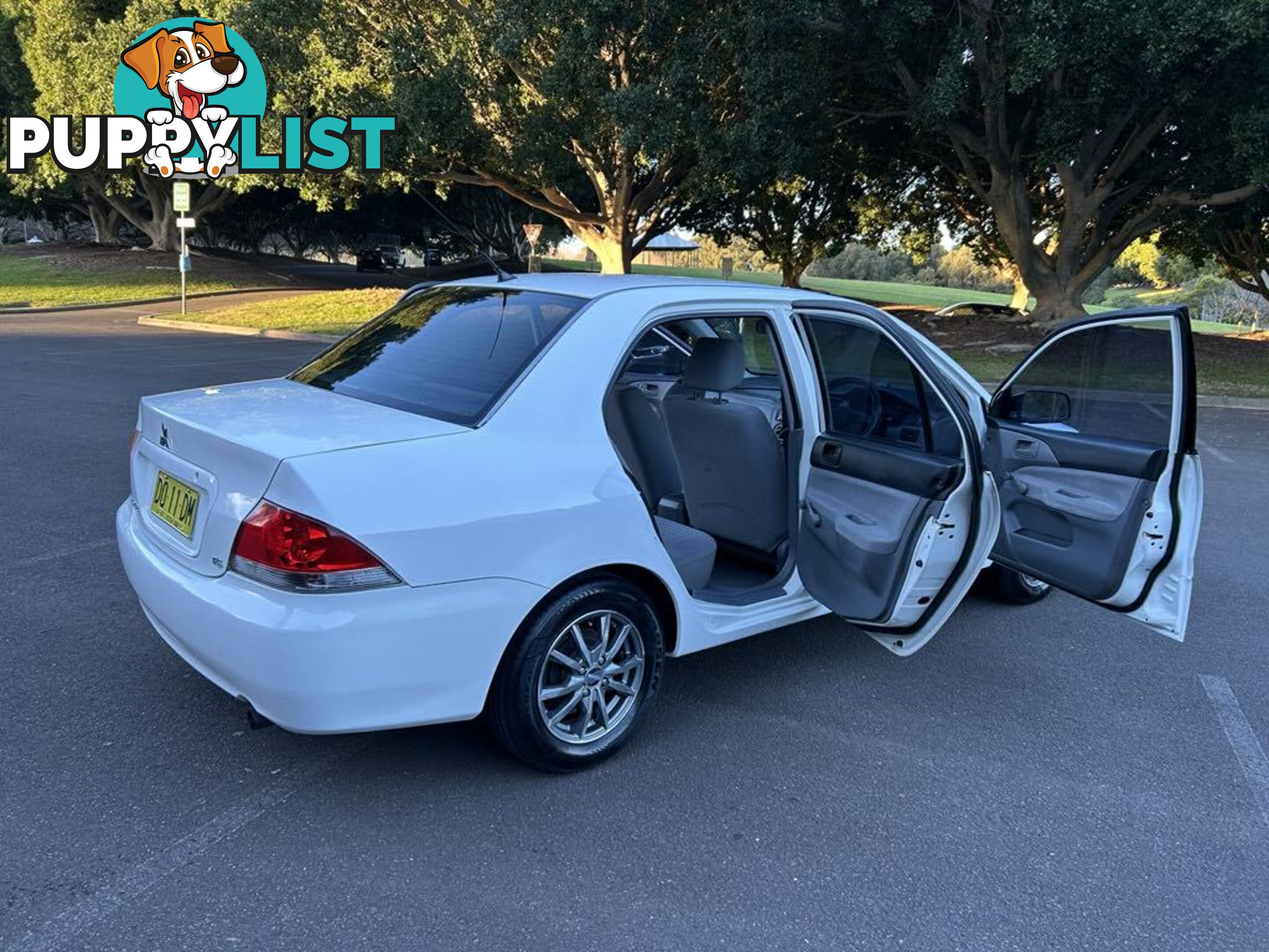 2004 Mitsubishi Lancer CH ES Sedan Automatic