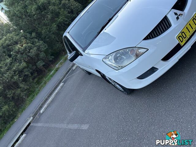2004 Mitsubishi Lancer CH ES Sedan Automatic