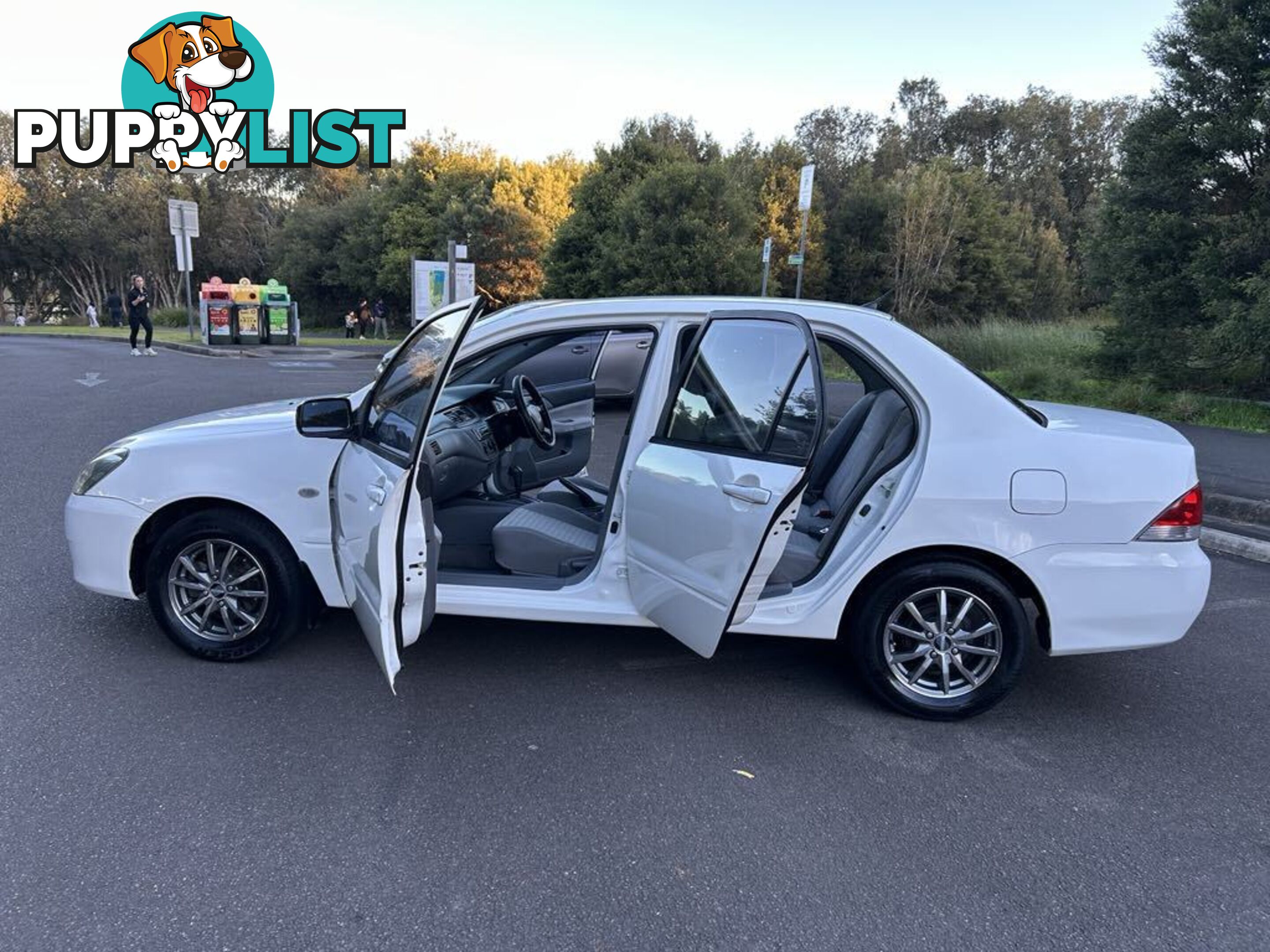 2004 Mitsubishi Lancer CH ES Sedan Automatic