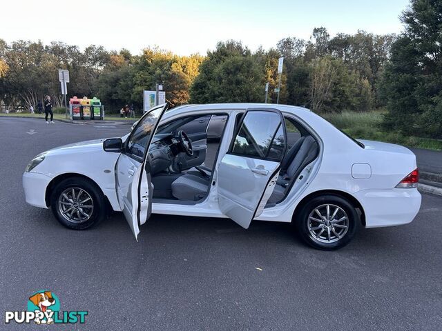 2004 Mitsubishi Lancer CH ES Sedan Automatic