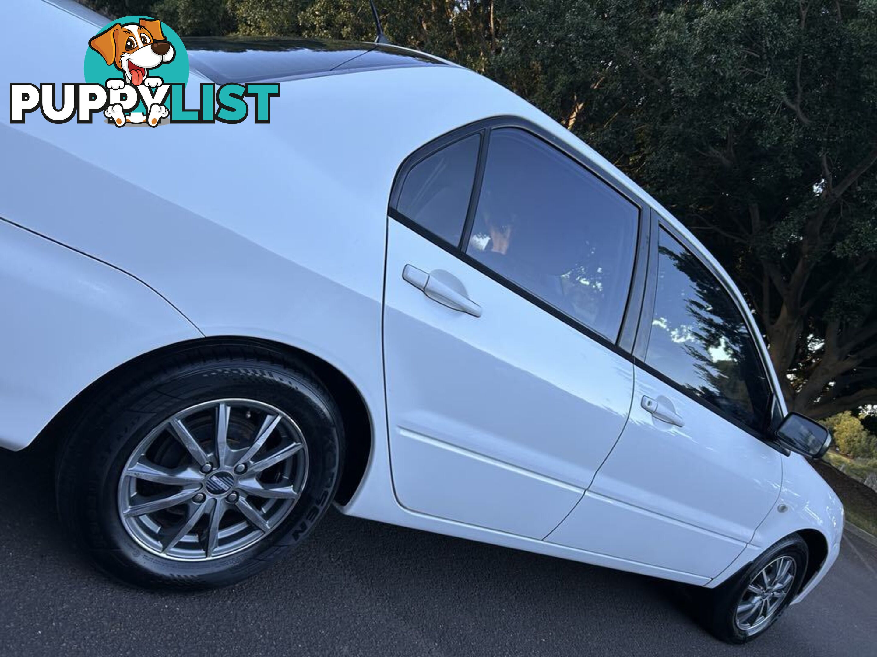 2004 Mitsubishi Lancer CH ES Sedan Automatic