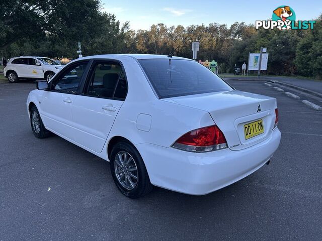 2004 Mitsubishi Lancer CH ES Sedan Automatic