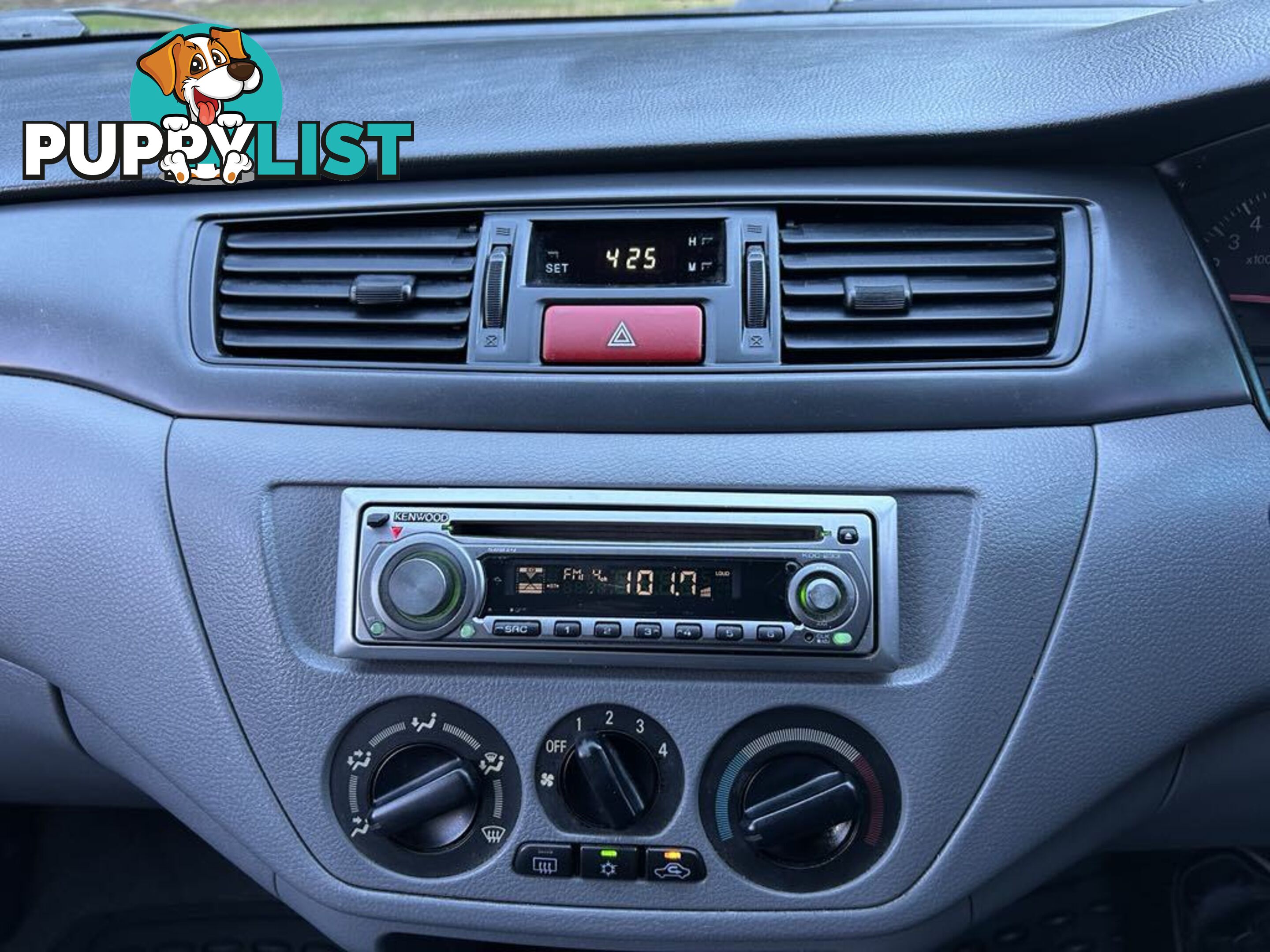 2004 Mitsubishi Lancer CH ES Sedan Automatic