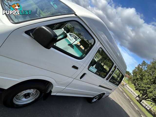 2002 Toyota Hiace LH184R COMMUTER 3.0 Litre Diesel 14 Seater People Mover 5 Speed Manual