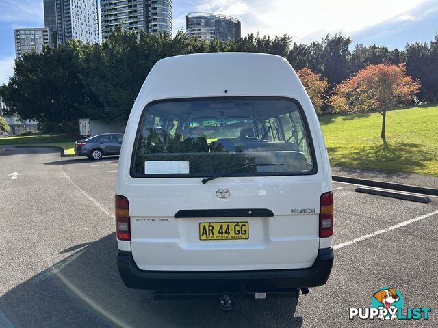 2002 Toyota Hiace LH184R COMMUTER 3.0 Litre Diesel 14 Seater People Mover 5 Speed Manual