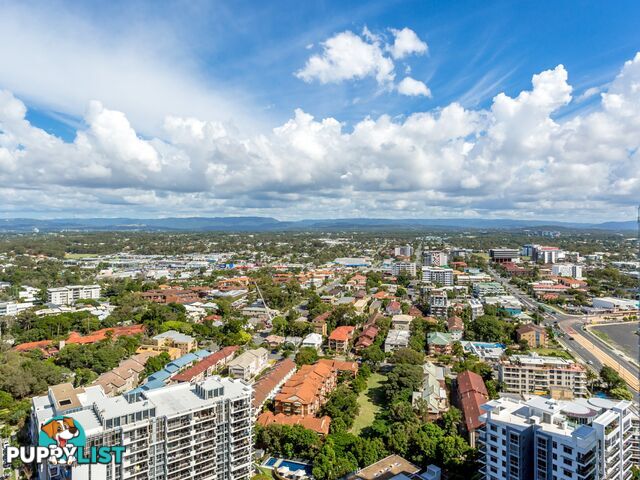 2811/2 Como Crescent SOUTHPORT QLD 4215