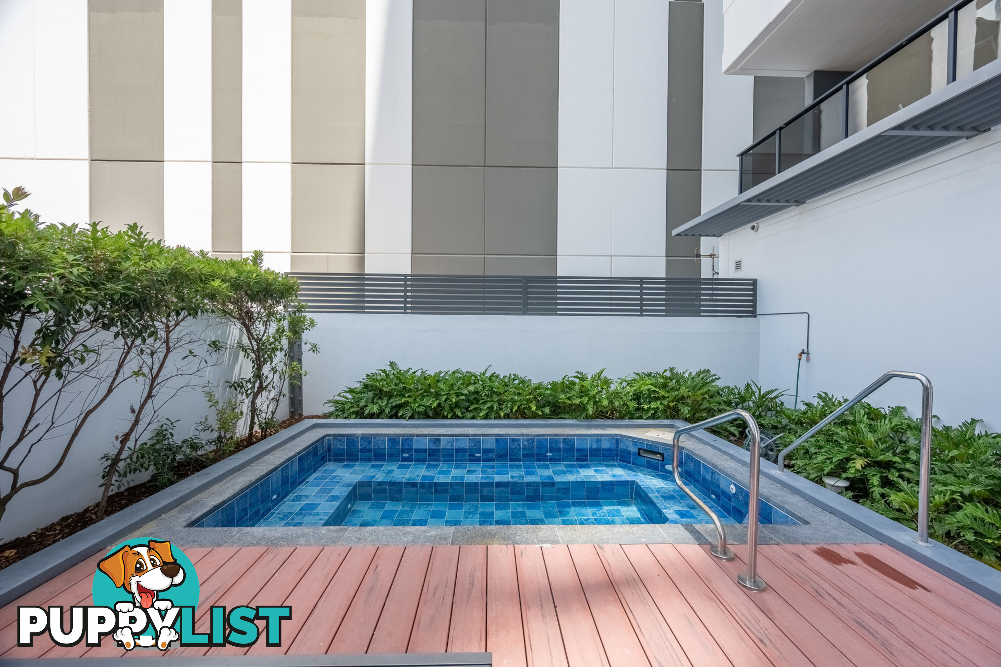 51/2729 Gold Coast Highway BROADBEACH QLD 4218