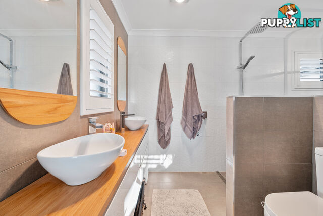 48 Christina Ryan Way ARUNDEL QLD 4214
