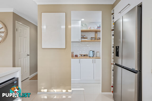 48 Christina Ryan Way ARUNDEL QLD 4214