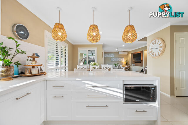 48 Christina Ryan Way ARUNDEL QLD 4214
