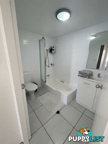 Unit 17/4 Clifford Street SURFERS PARADISE QLD 4217
