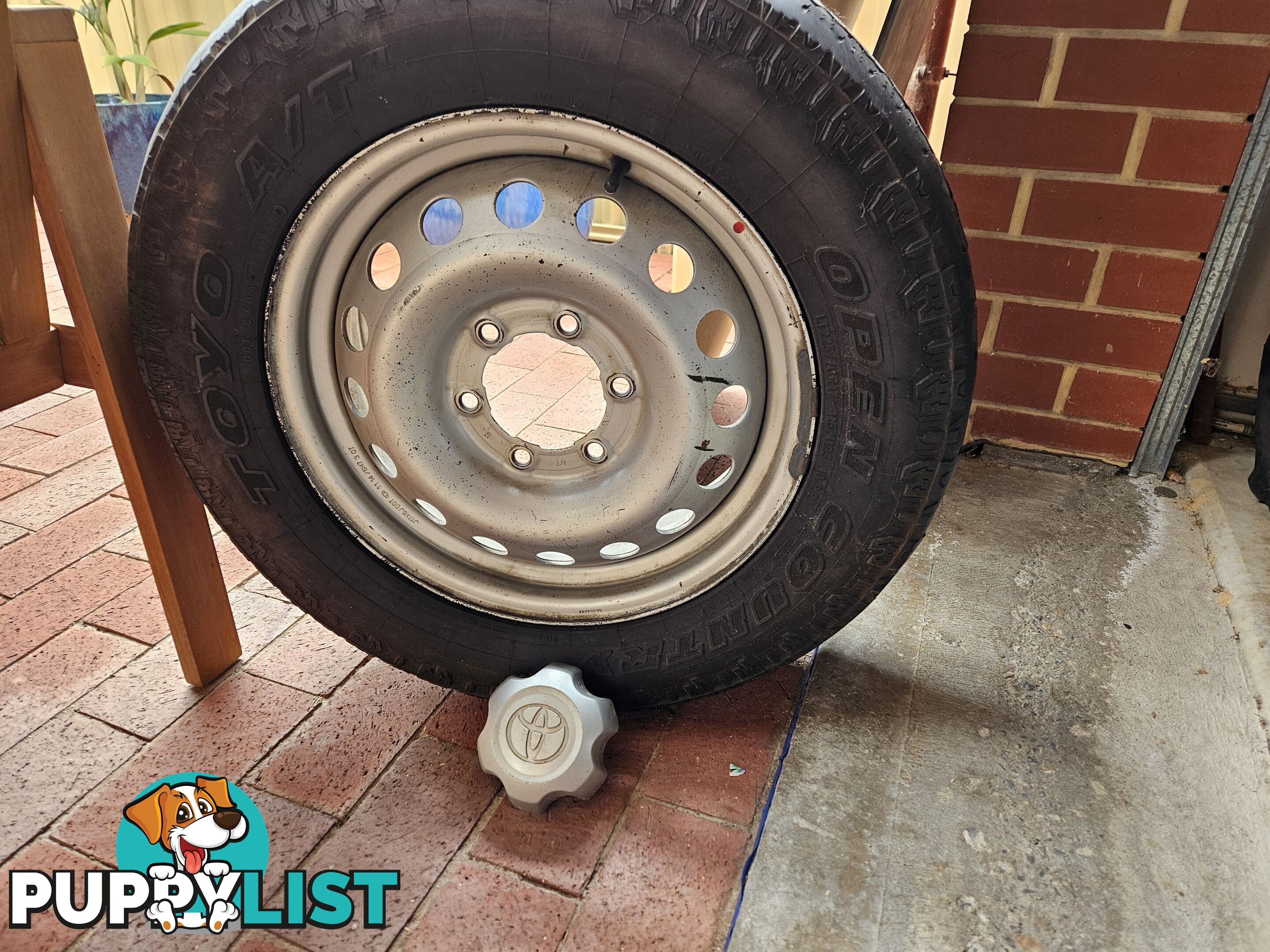 Toyota 17x6 Steel wheel and tyre.