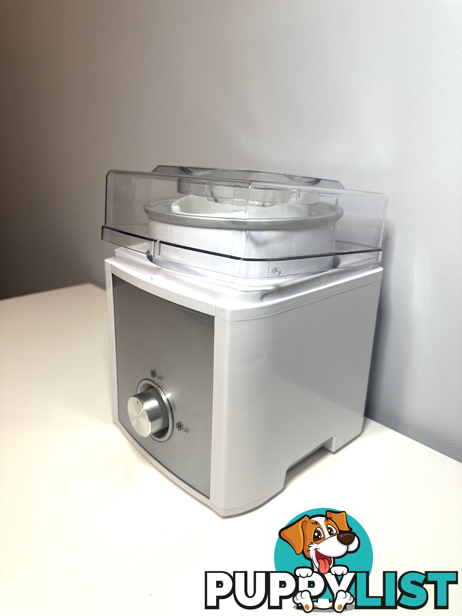 Ice Cream Maker Clean & Functional (Cheap)