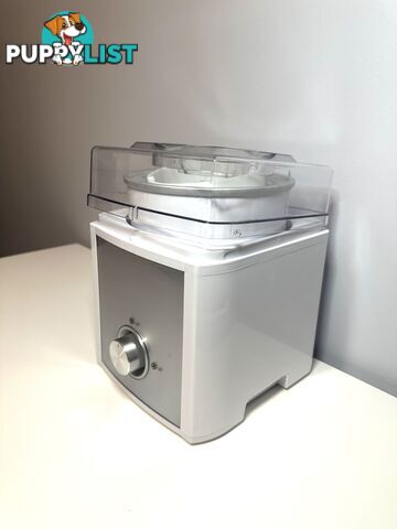 Ice Cream Maker Ready For Sale Great Condition