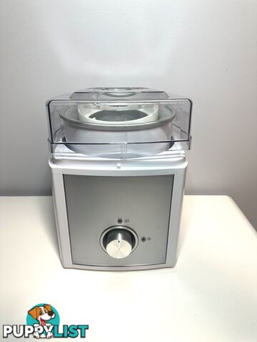 Ice Cream Maker Ready For Sale Great Condition