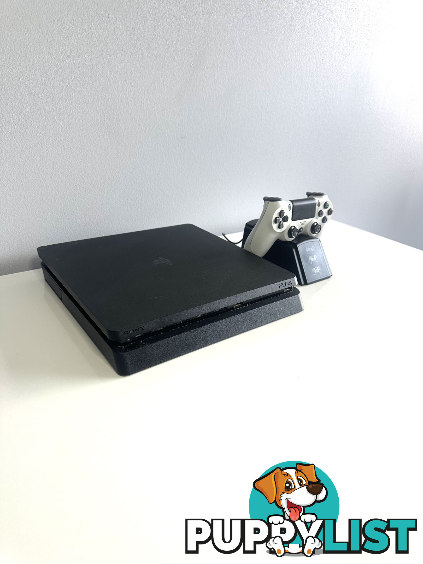 PS4 Slim 1TB + Extras Great Shape Gone Soon
