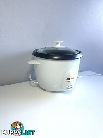 Rice Cooker In Great Shape Selling Fast