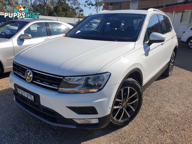 2017 VOLKSWAGEN TIGUAN 132TSICOMFORTLINE 5NA 4D WAGON