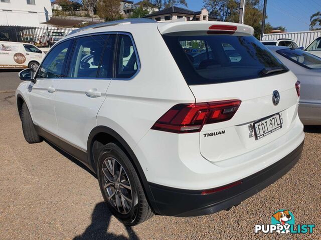 2017 VOLKSWAGEN TIGUAN 132TSICOMFORTLINE 5NA 4D WAGON