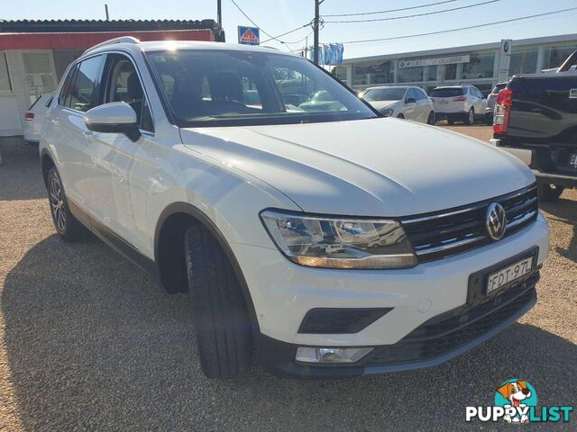 2017 VOLKSWAGEN TIGUAN 132TSICOMFORTLINE 5NA 4D WAGON