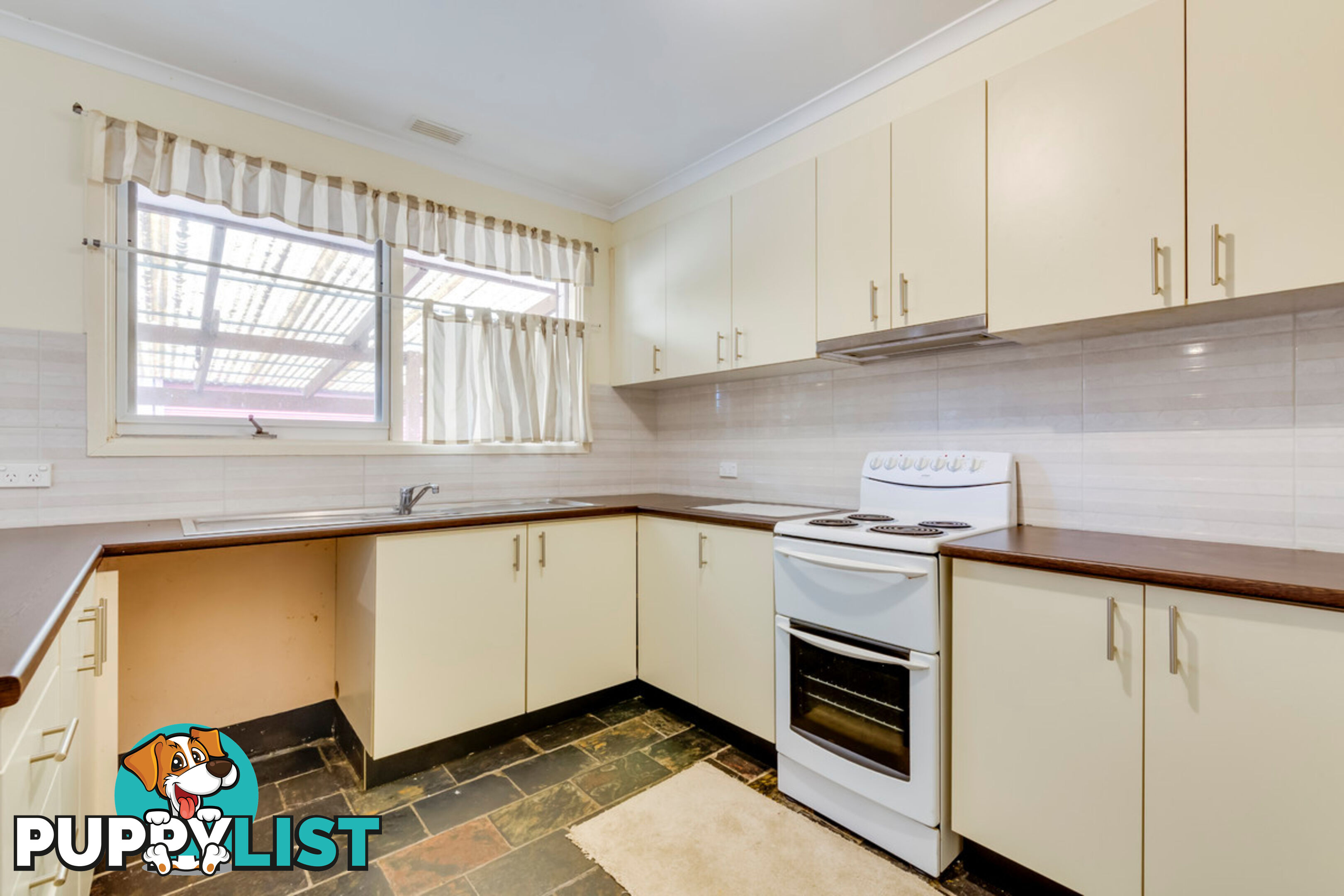 31 Castieau Street HIGGINS ACT 2615