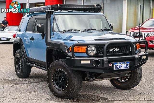 2015 TOYOTA FJ CRUISER  GSJ15R WAGON