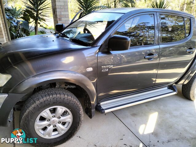 2011 Mitsubishi Triton MN GLR Ute Manual