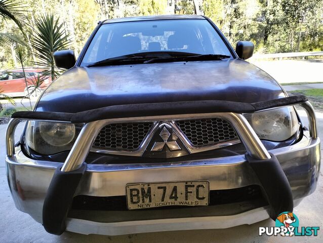 2011 Mitsubishi Triton MN GLR Ute Manual