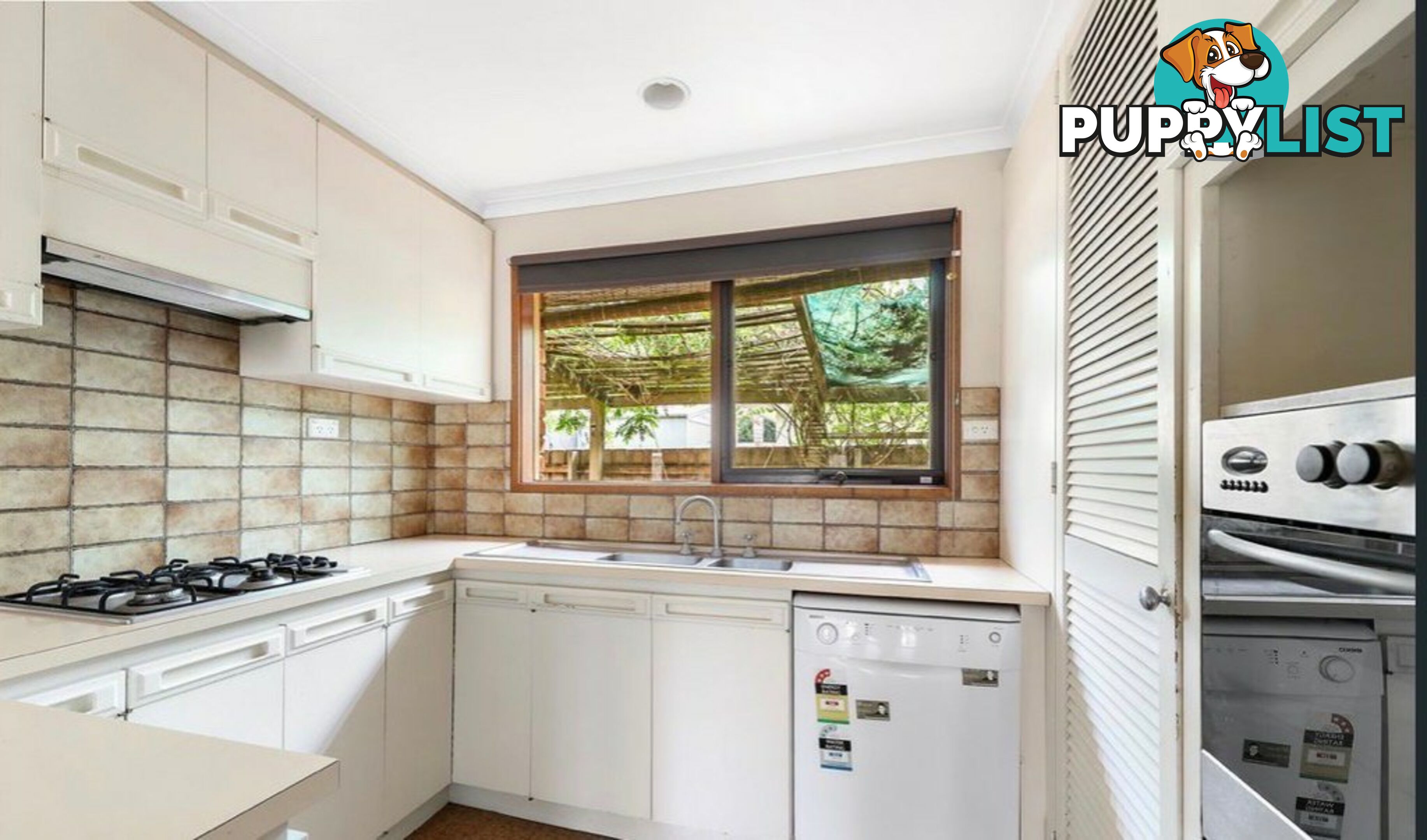 10 Purvis Street MOE VIC 3825